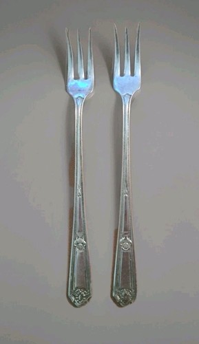 Regal hors oeuvre - 2, forks